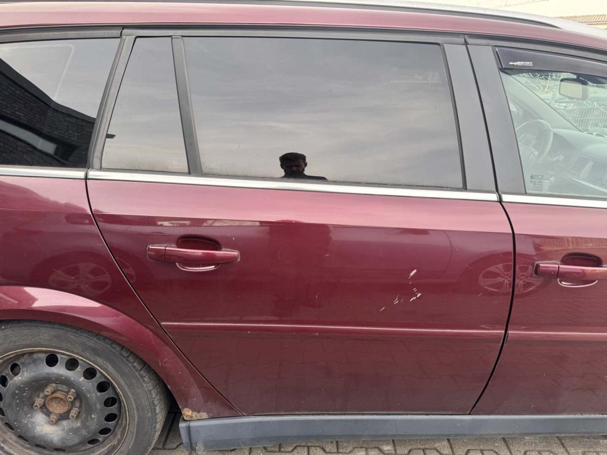 Opel Vectra C original T&uuml;r hinten rechts Z594 Rubinrot Kombi Caravan Rohbau Bj.2005